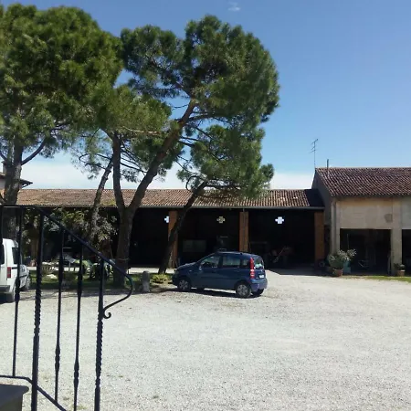 Agriturismo Finilon 农家乐