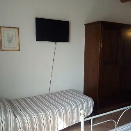 Agriturismo Finilon 农家乐 卡斯特努沃德加尔达